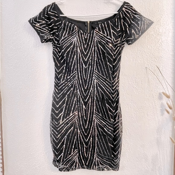 Iris // Sequined Off Shoulder Bodycon Mini Dress in Slate Black - Picture 5 of 5